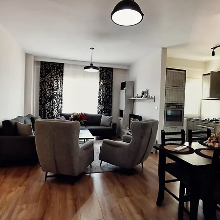 L.l Maison 2 דירה