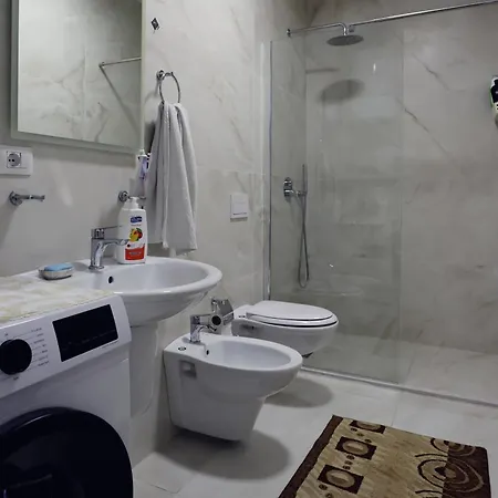 L.l Maison 2 아파트 Shkodër
