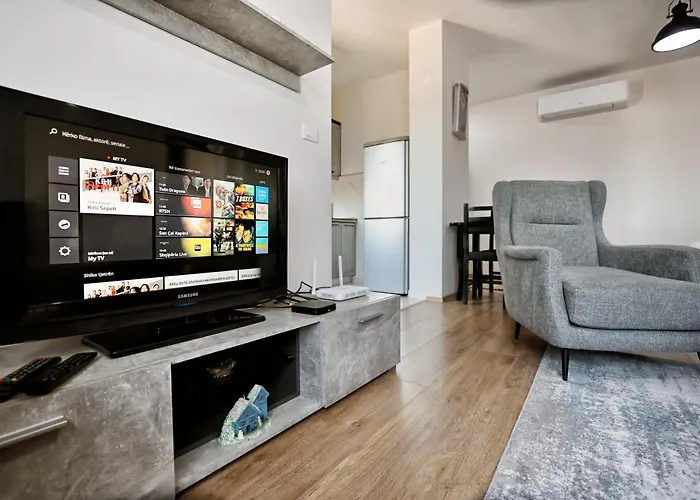 L.l Maison 2 Szkodra